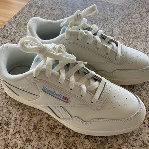 Club C 85 Model Vintage Women's Shoes. SIZE 8